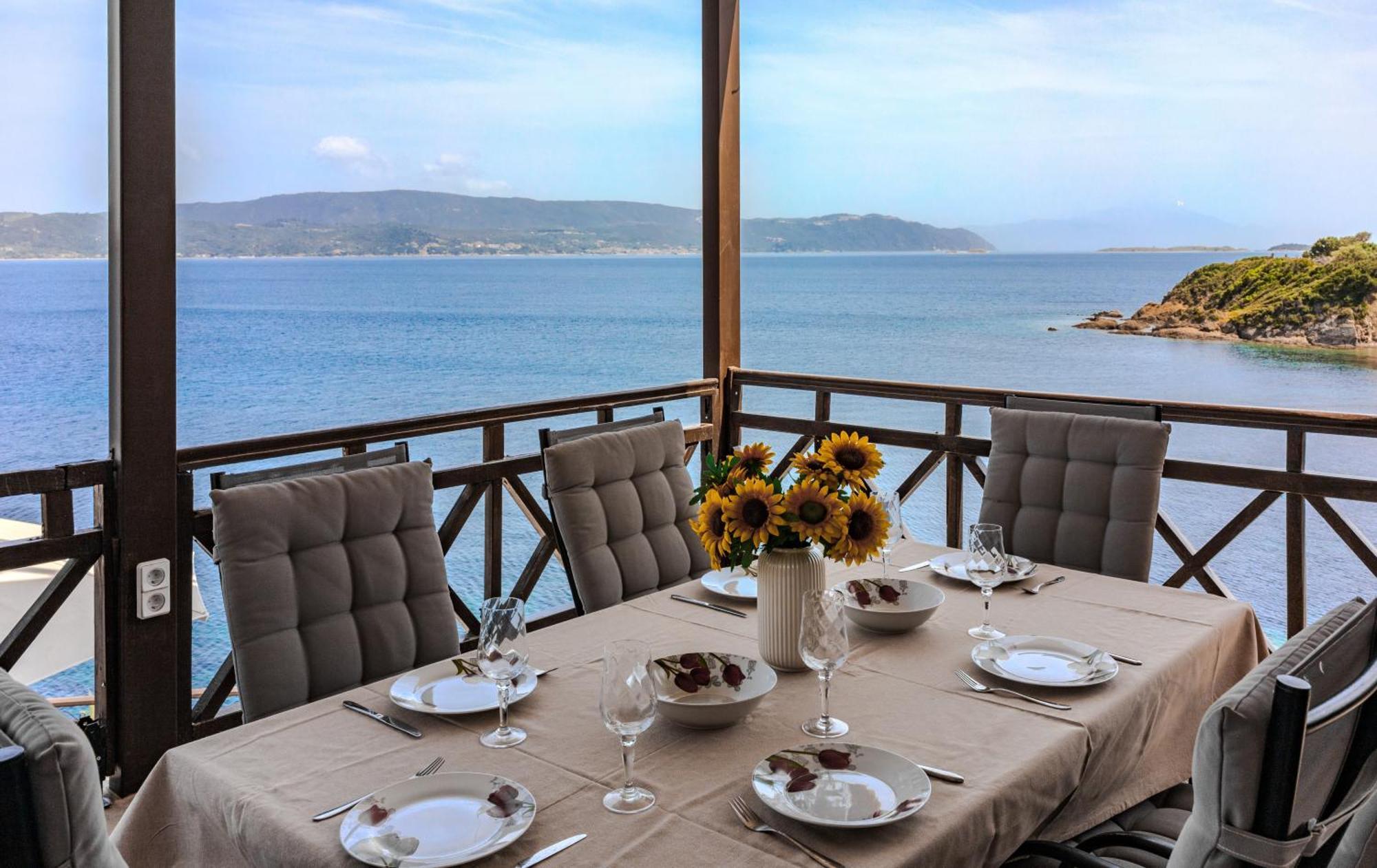 Villa Chara Ammouliani Esterno foto